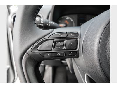 Mazda 2 Hybrid 1.5 Hybrid 116 e-CVT Center Line