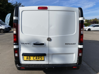 Renault Trafic 1.6cdti 120cv L1H1 Euro6 Clim PDC