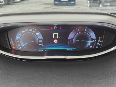 Peugeot 5008 1.6 HDI CROSSWAY 7 PLACES GPS CARPLAY BLUETOOTH