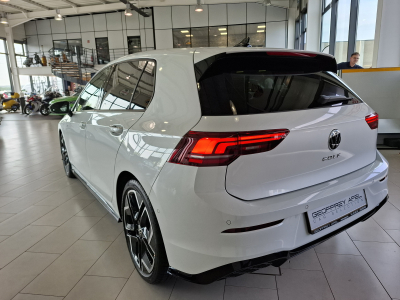 Volkswagen Golf NEW MODEL VIII 2.0 TDI 150  R-LINE CUIR NAVI 1 HAND