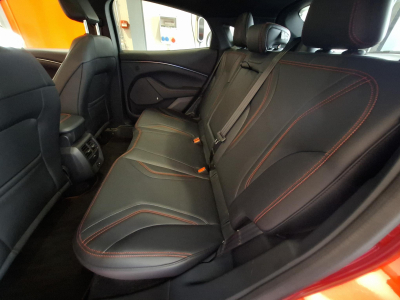 Ford Mustang Mach-E Extended Range 99kw/h 4WD