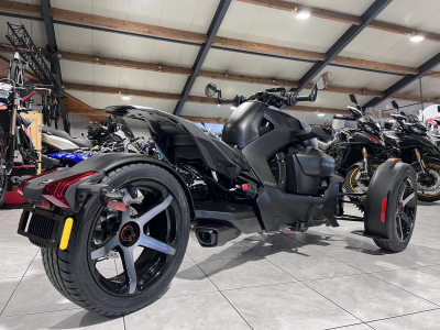 Can-Am Ryker 900 SPORT