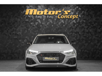 Audi RS4 AVANT 2.9 V6 QUATTRO