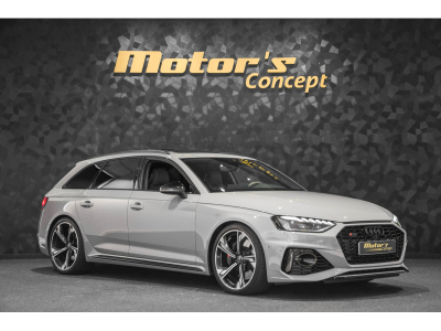 Audi RS4 AVANT 2.9 V6 QUATTRO