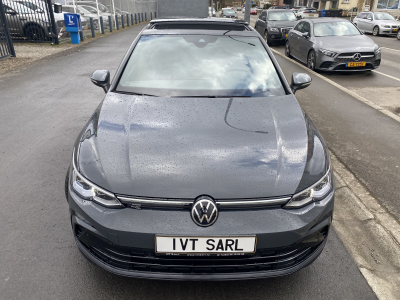 Volkswagen Golf VIII 2.0 TDI 150 R-line DSG