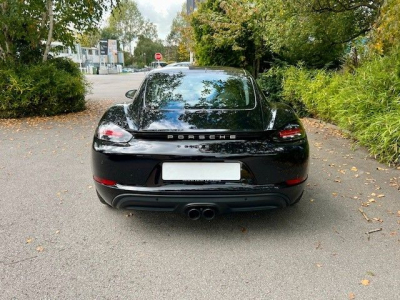 Porsche Cayman 718