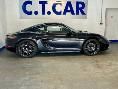 Porsche Cayman 718