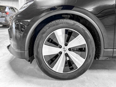 Porsche Macan MACAN 4
