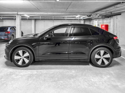 Porsche Macan MACAN 4