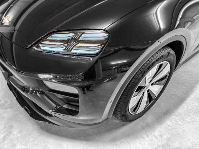 Porsche Macan MACAN 4
