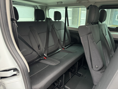 Renault Trafic 150  L2H1 4Jahresreifen/AHK/9 Sitzer