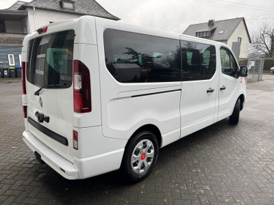 Renault Trafic 150 L2H1 4Jahresreifen/AHK/9 Sitzer