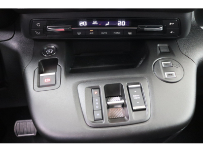 Fiat Doblo L2H1 AT 130 Kamera/Holzbod