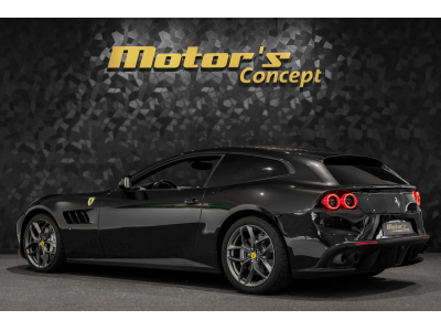 Ferrari GTC4Lusso T V8 - NERO DAYTONA