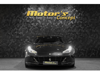Ferrari GTC4Lusso T V8 - NERO DAYTONA