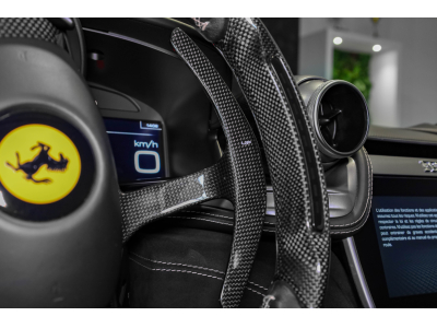 Ferrari GTC4Lusso T V8 - NERO DAYTONA