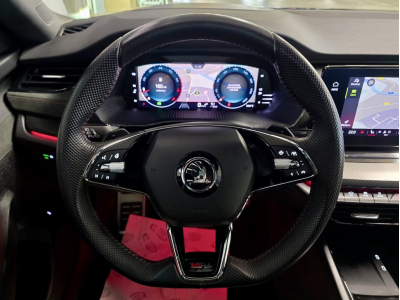 Skoda Octavia RS COMBI 2.0 TSI 245 DSG HEAD UP CANTON PANO CUIR NAVI