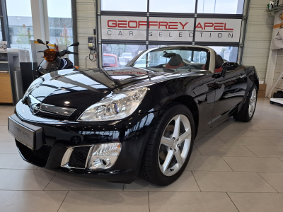Opel GT 2.0 TURBO original 4000km 1 HAND
