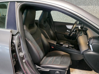 Mercedes-Benz CLA 180 D AMG LINE NEW MODEL CUIR NAVI