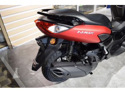 Yamaha NMAX 125 ROUGE  Pack Urbain Offert (690€)