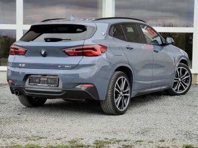 BMW X2 1.5l XDRIVE PACK M PLUG-IN CAMERA CARPLAY GPS SIEGES CHAUFFANTS