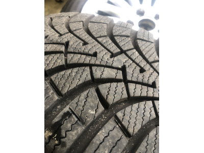 Jantes alu + Pneus hiver 16