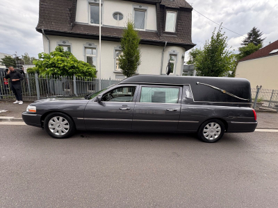Lincoln Town Car Town Car / Leichenwagen / 1.Hand /