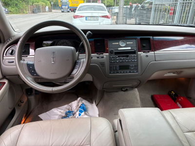Lincoln Town Car Town Car / Leichenwagen / 1.Hand /