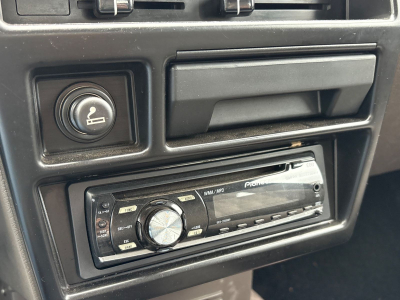 Nissan Terrano Terrano 2.4 Prestige/ H KENNZEICHEN /