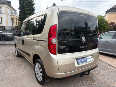 Fiat Doblo Doblo Doblò Emotion/4xTürer/5xSitzer