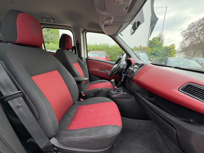 Fiat Doblo Doblo Doblò Emotion/4xTürer/5xSitzer
