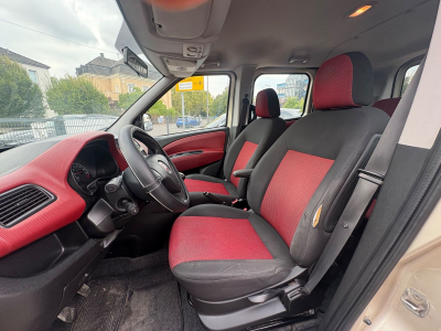 Fiat Doblo Doblo Doblò Emotion/4xTürer/5xSitzer