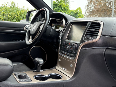 Jeep Grand Cherokee Grand Cherokee 3.0 CRD Summit/22Zoll/SRT OPTIK