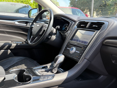 Ford Mondeo Mondeo Turnier Hybrid Vignale 138 KW
