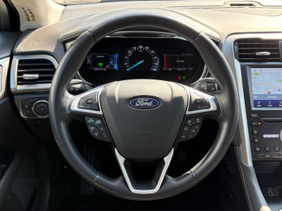 Ford Mondeo Mondeo Turnier Hybrid Vignale 138 KW