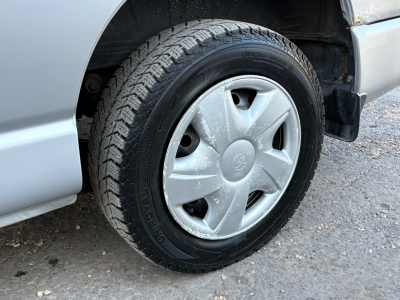Toyota Hiace Hiace 2.5/8xSitzer/Klima/2xSchiebetürer/Kühlschr