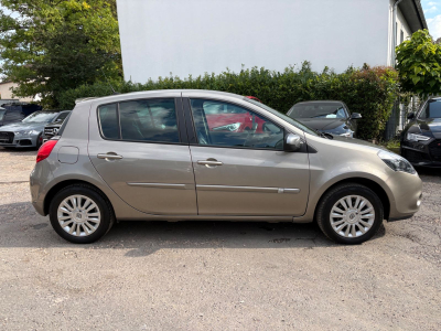 Renault Clio Clio III Night and Day/Automatik/66000 KM/