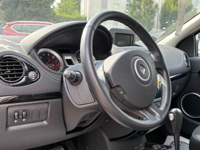 Renault Clio Clio III Night and Day/Automatik/66000 KM/