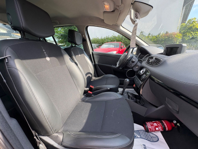 Renault Clio Clio III Night and Day/Automatik/66000 KM/