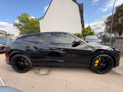 Lamborghini Urus Urus 4.0 V8 Autom./23Zoll/HEADUP/KERAMIK/NACHTSI