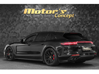 Porsche Panamera Sport Turismo GTS V8