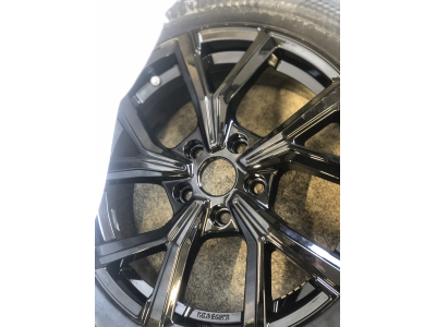 Jantes alu + Pneus hiver 17