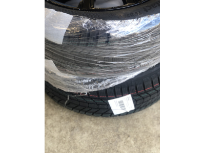 Jantes alu + Pneus hiver 17