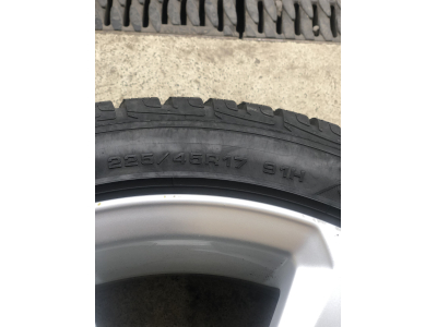 Jantes alu + Pneus hiver 17