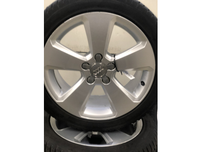 Jantes alu + Pneus hiver 17