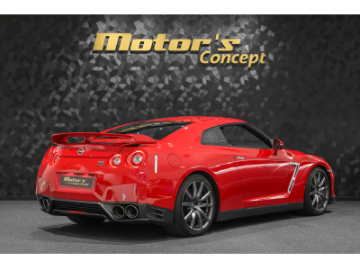 Nissan GT-R R 35 V6
