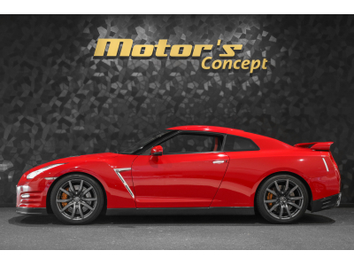 Nissan GT-R R 35 V6
