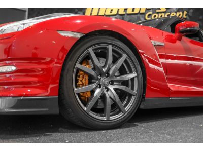 Nissan GT-R R 35 V6