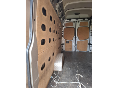 Volkswagen Crafter L4H3 2.5 TDI 163 Auto.