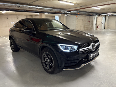 Mercedes-Benz GLC 200 D 4MATIC/AMG/APPLE C.P/19/1ST HAND